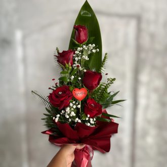 Bordó pillanat – elegáns rózsacsokor